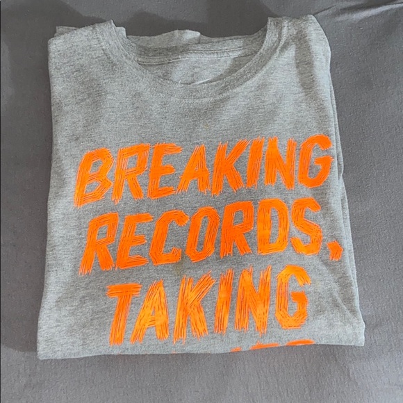 Nike graphic tshirt - Picture 4 of 5